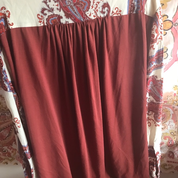 Tiny Boho Side Slit Blouse - Picture 6 of 8